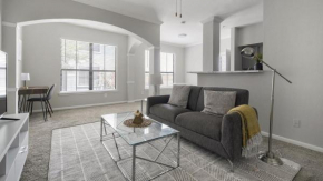 Landing at The Milano - 1 Bedroom in Briar Forest